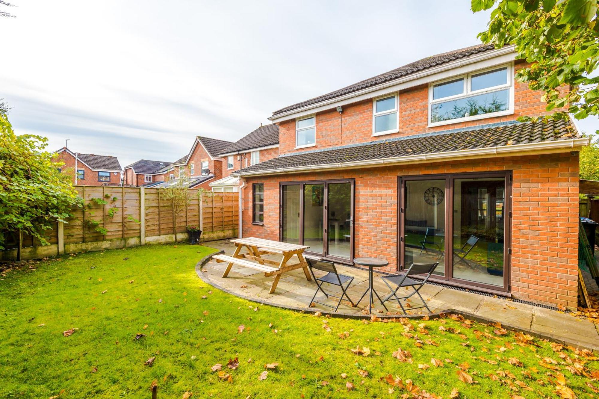 The Green- Beautiful & Spacious 5 Bed Detached In Worsley, Manchester Eksteriør billede