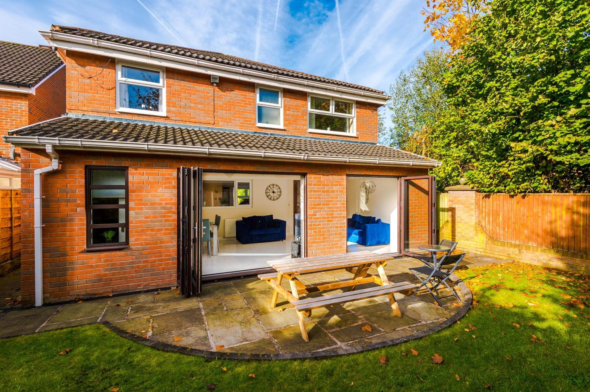 The Green- Beautiful & Spacious 5 Bed Detached In Worsley, Manchester Eksteriør billede