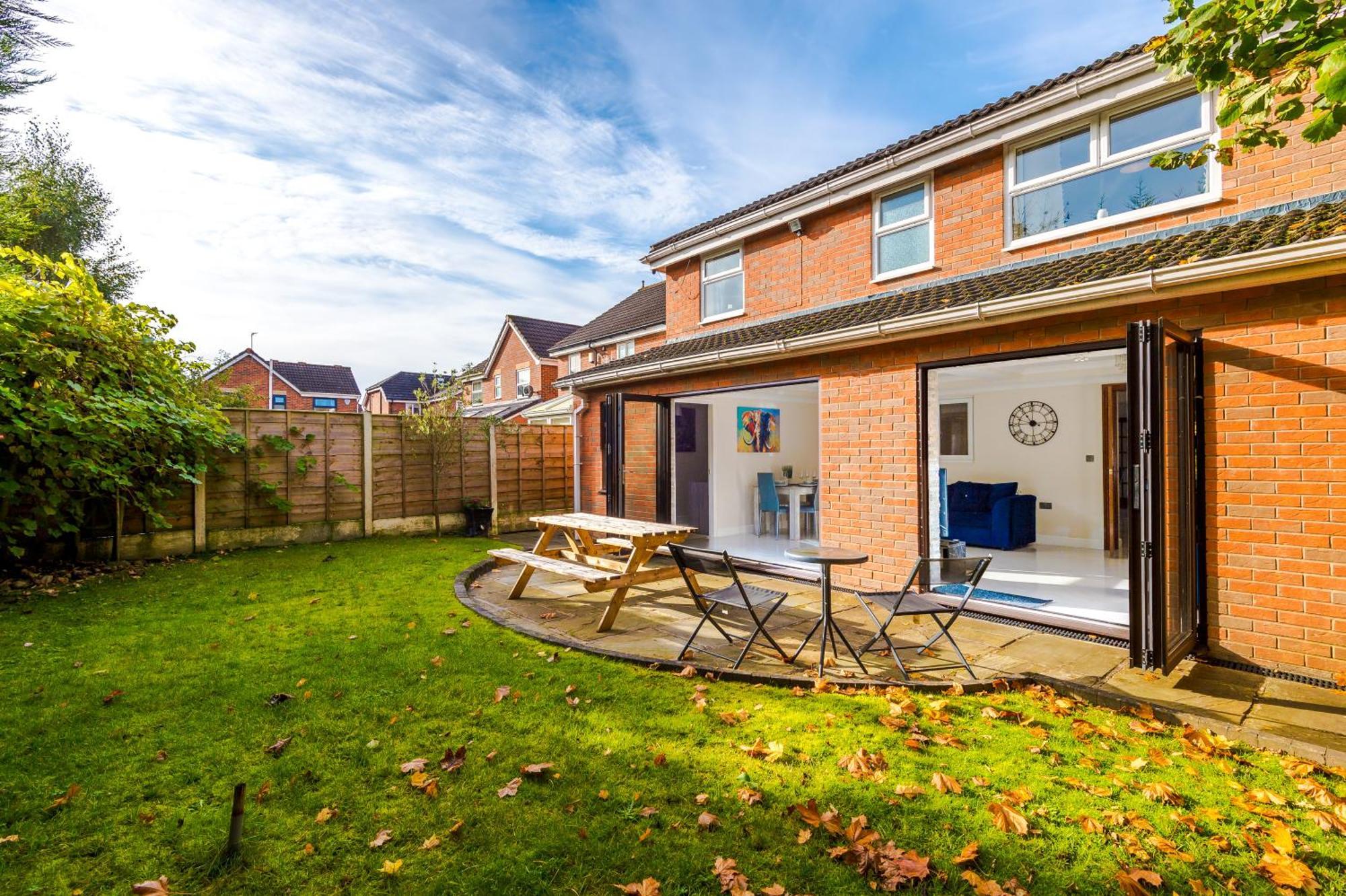 The Green- Beautiful & Spacious 5 Bed Detached In Worsley, Manchester Eksteriør billede